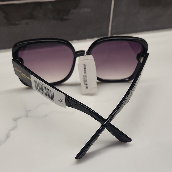 Kurt Geiger Black Oversized Sunglasses - Picture 9 of 10
